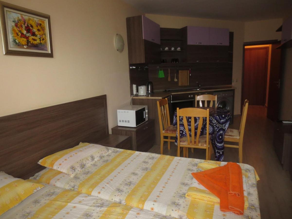 Fantasy Apartments Saint Constantine And Helena Resort Sf. Constantin și Elena Exterior foto