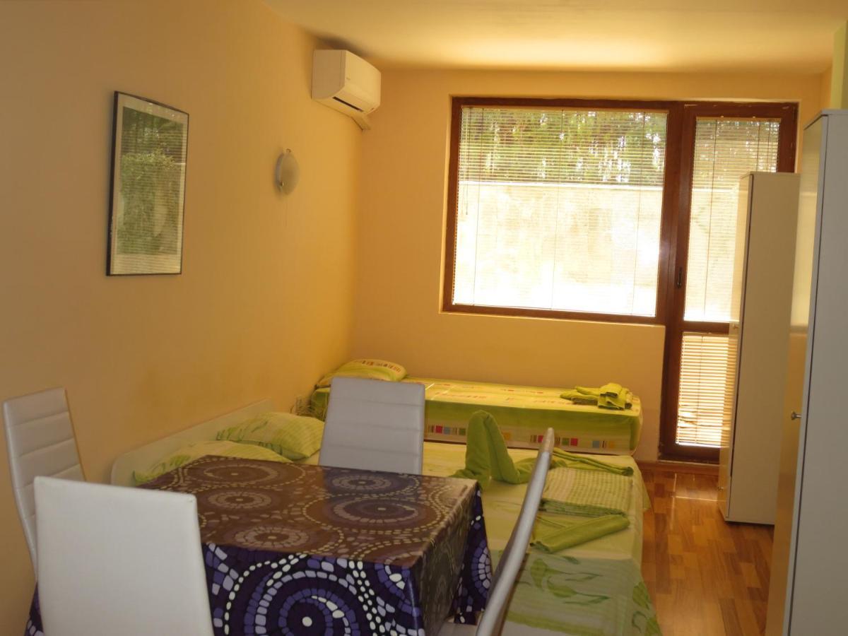 Fantasy Apartments Saint Constantine And Helena Resort Sf. Constantin și Elena Exterior foto
