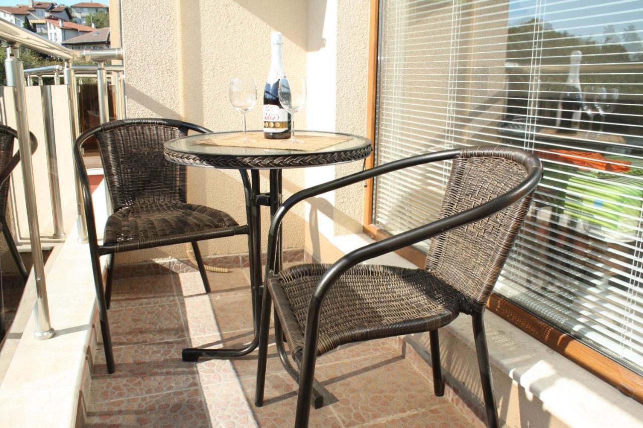 Fantasy Apartments Saint Constantine And Helena Resort Sf. Constantin și Elena Exterior foto