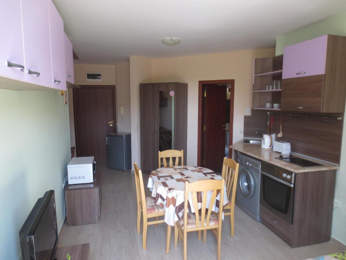 Fantasy Apartments Saint Constantine And Helena Resort Sf. Constantin și Elena Exterior foto