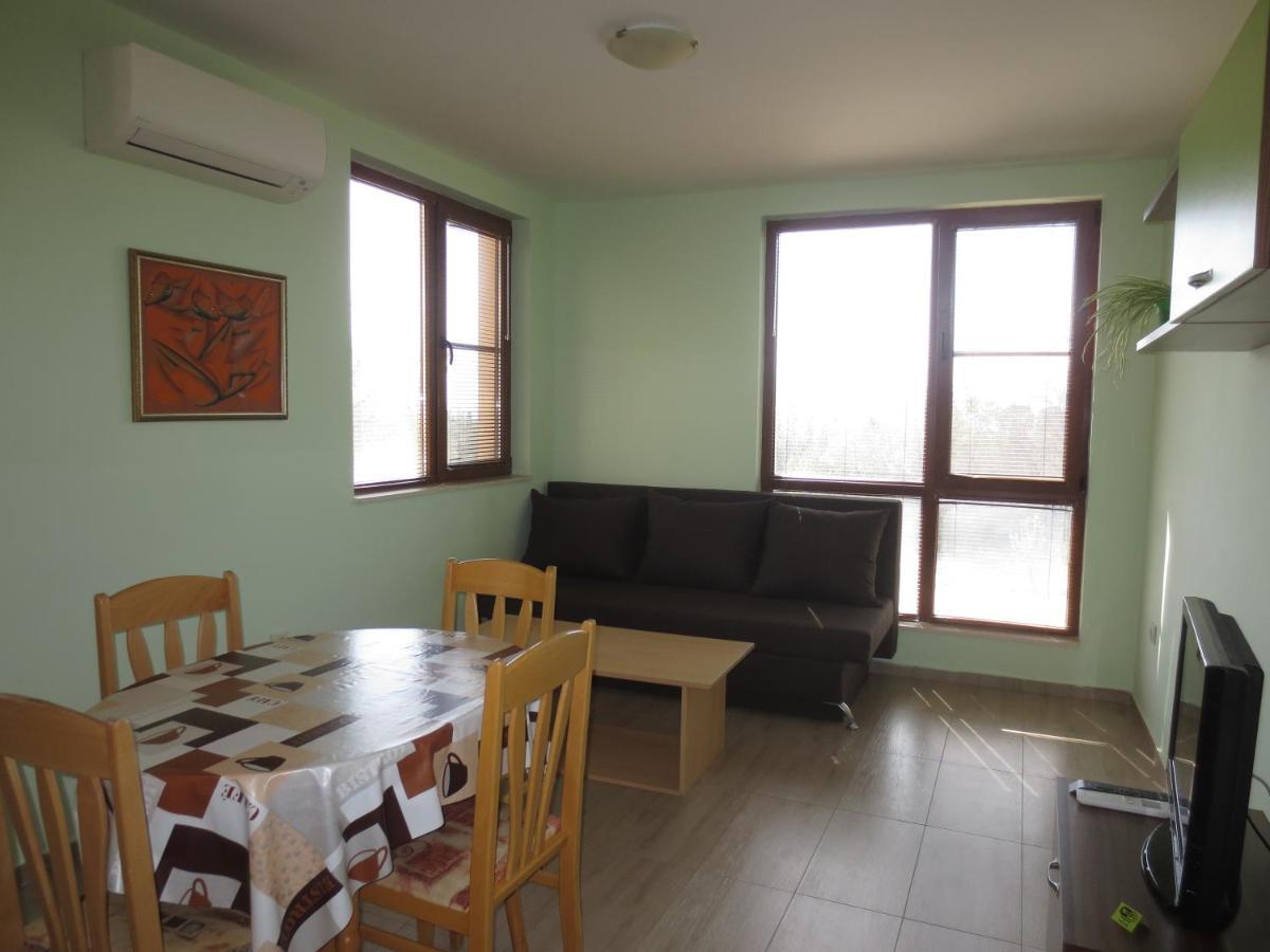 Fantasy Apartments Saint Constantine And Helena Resort Sf. Constantin și Elena Exterior foto