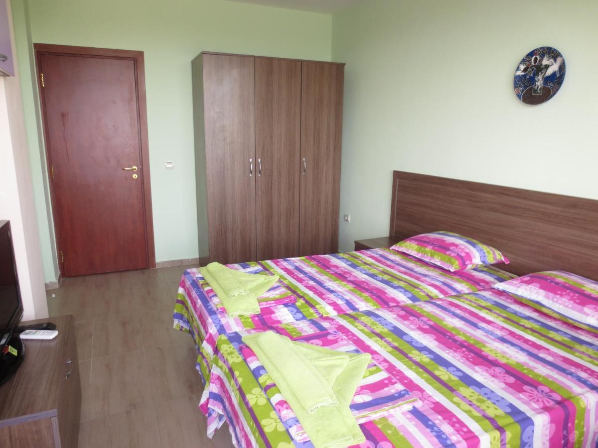 Fantasy Apartments Saint Constantine And Helena Resort Sf. Constantin și Elena Exterior foto