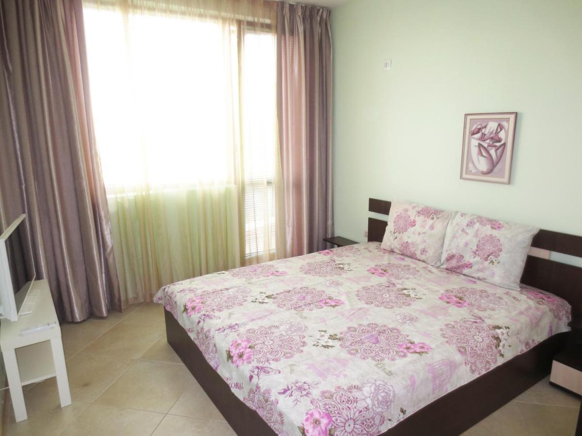 Fantasy Apartments Saint Constantine And Helena Resort Sf. Constantin și Elena Exterior foto